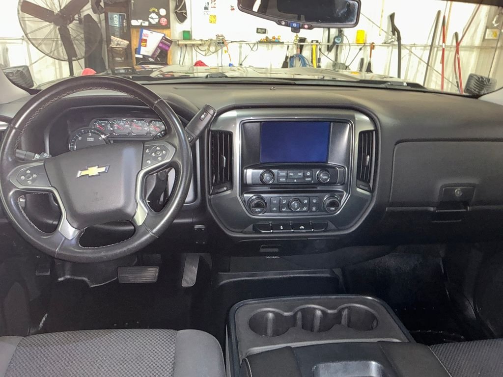 Used 2016 Gray Chevrolet LT image 18