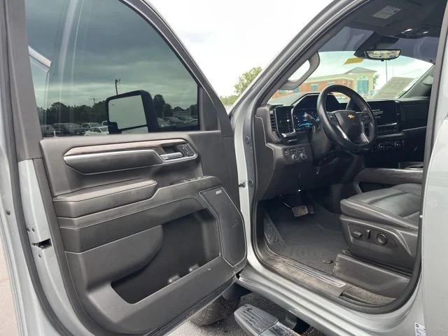 Used 2024 Gray Chevrolet LTZ image 3