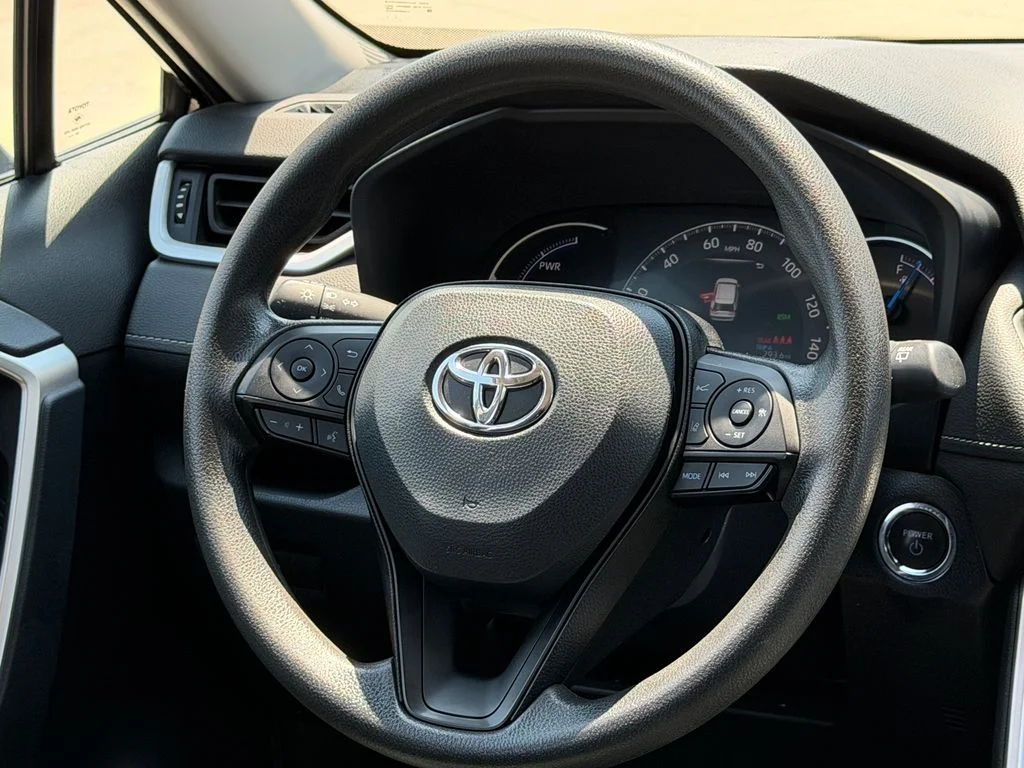 Used 2025 Black Toyota XLE image 17