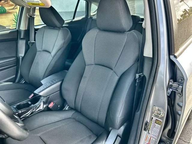 Used 2018 Silver Subaru 2.0i Premium image 12