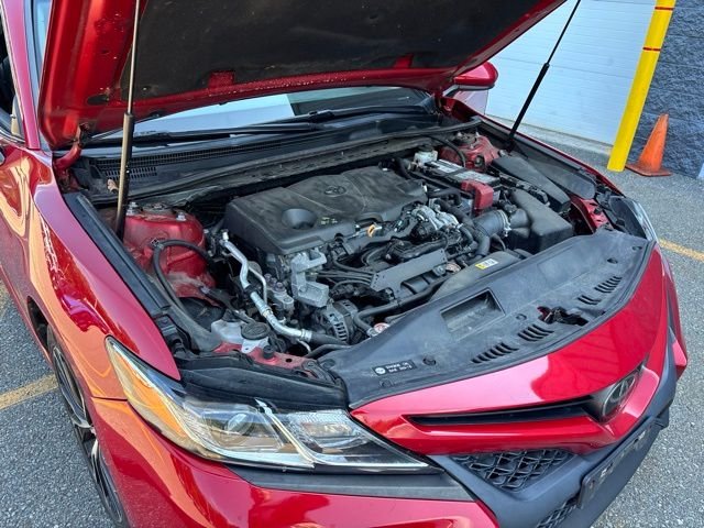 Used 2020 Red Toyota SE image 18