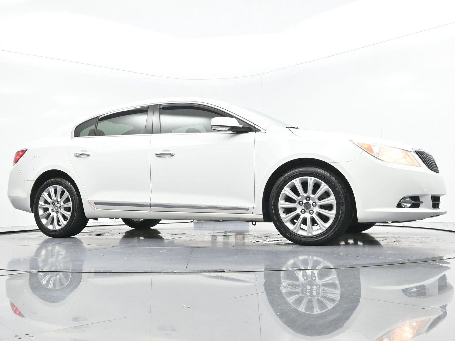 Used 2013 Summit White Buick Leather image 41