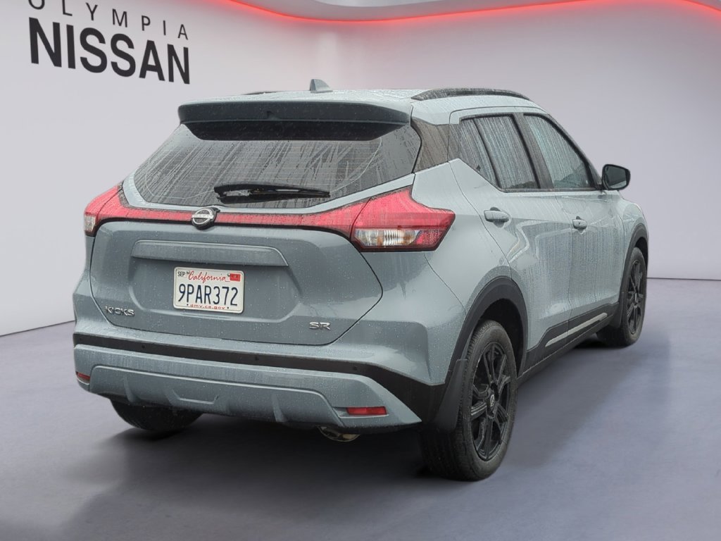 Used 2024 Gray Nissan SR image 6