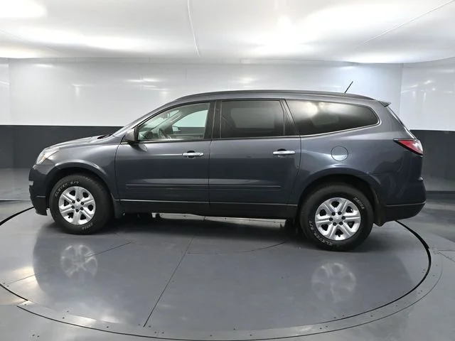 Used 2014 Gray Chevrolet LS image 9