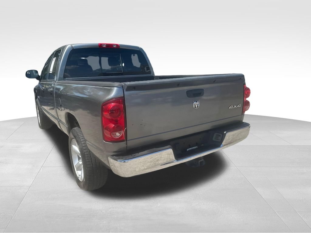 Used 2008 Gray Dodge SLT image 35