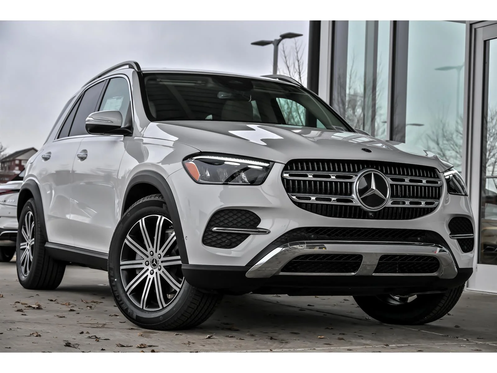 Certified Used 2026 White Mercedes-Benz GLE 350 4MATIC® image 1