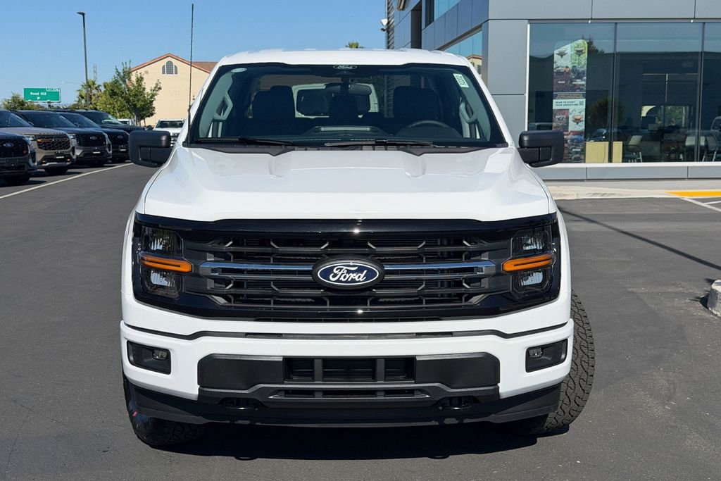 New 2026 Oxford White Ford XLT image 3