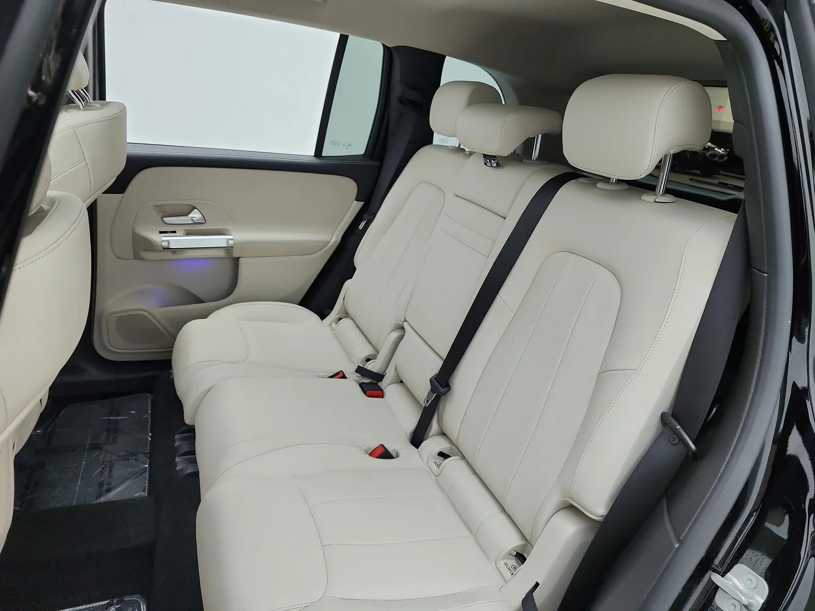 Used 2023 Night Black Mercedes-Benz GLB 250 SUV image 16