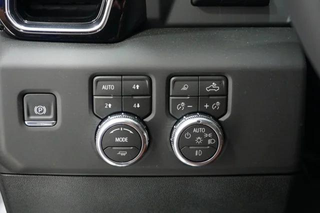 New 2026 Summit White GMC Denali Ultimate DRW image 25
