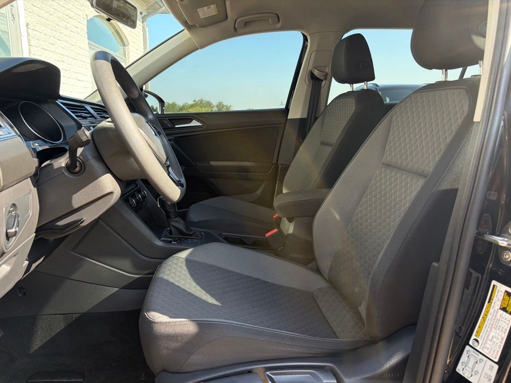 Used 2019 Deep Black Volkswagen 2.0T S image 10