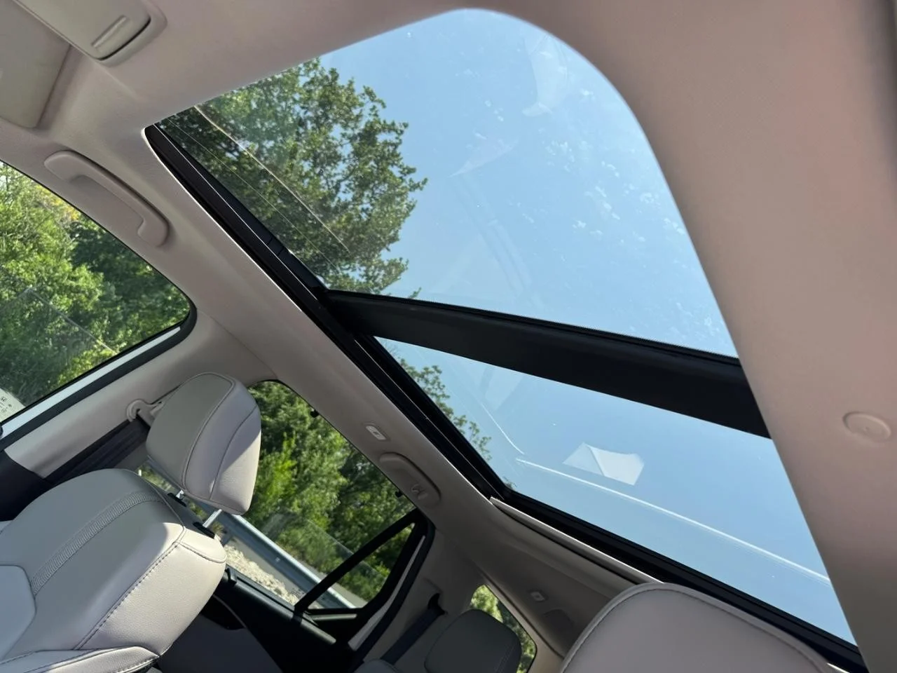 2025 Honda Pilot Touring - Photo 33
