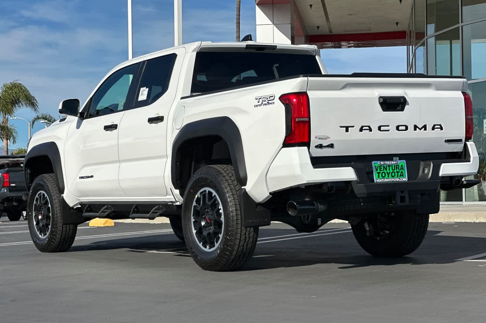 2026 Toyota Tacoma TRD Off Road - Photo 6