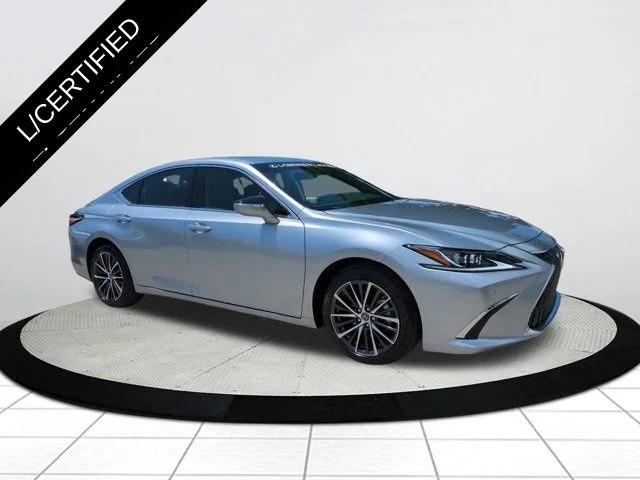 2025 Lexus ES 350 350's photo