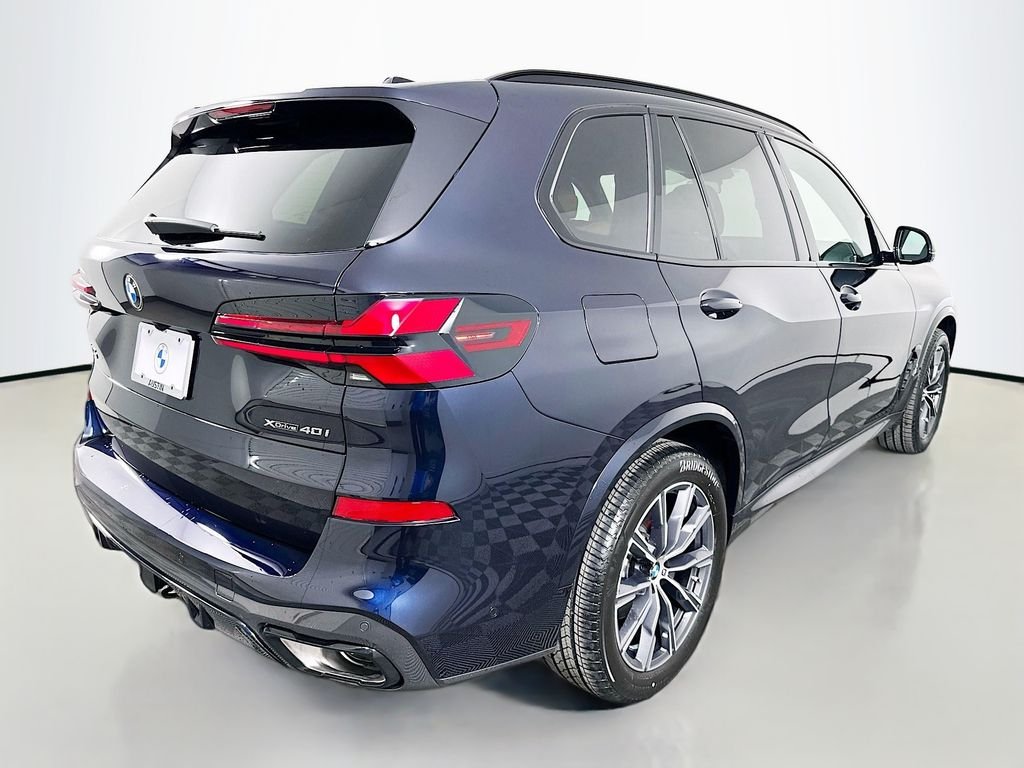 New 2026 Carbon Black Metallic BMW xDrive40i image 5