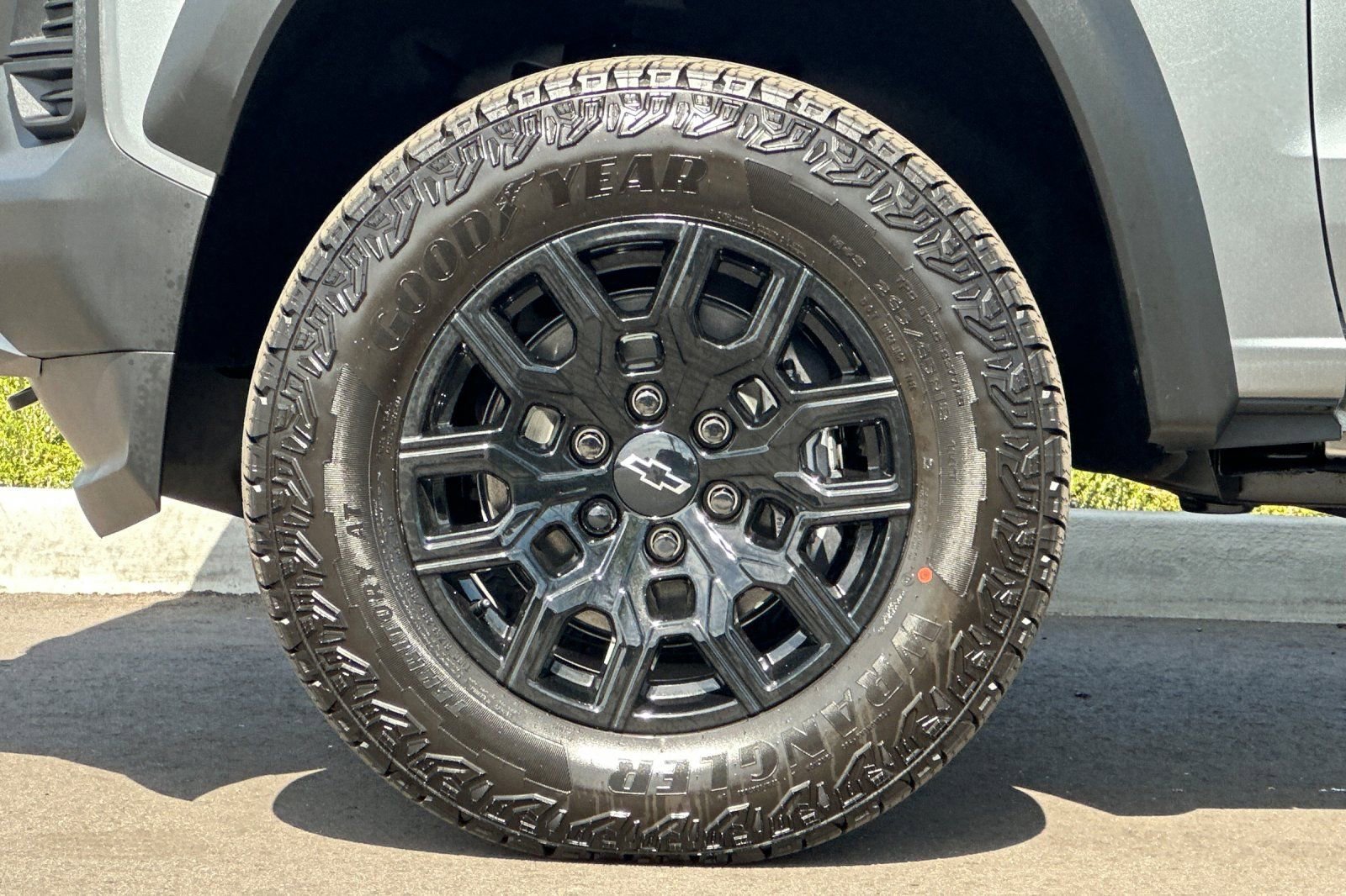 2026 Chevrolet Colorado Trail Boss - Photo 24