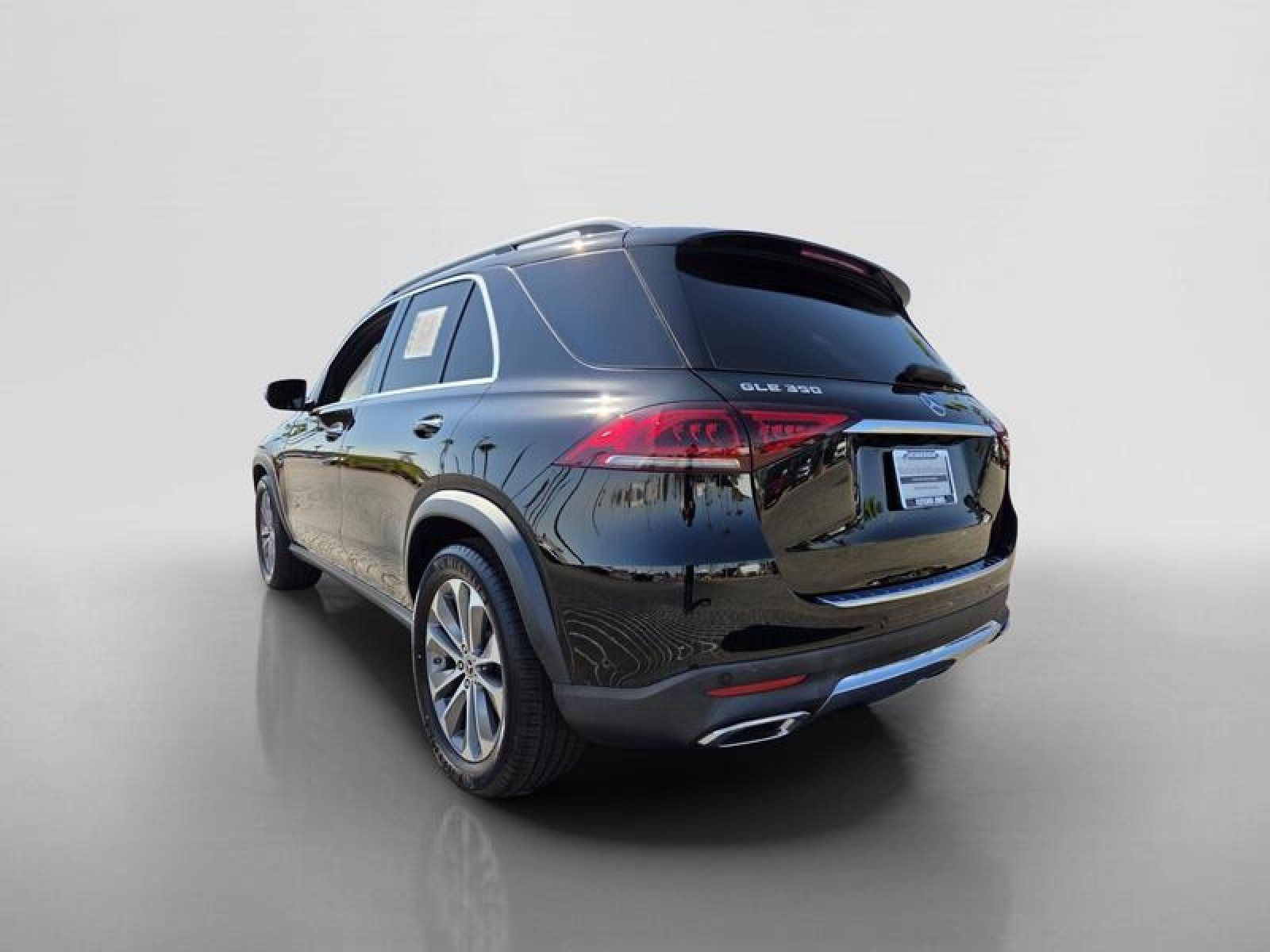 Certified Used 2023 Black Mercedes-Benz GLE 350 image 3