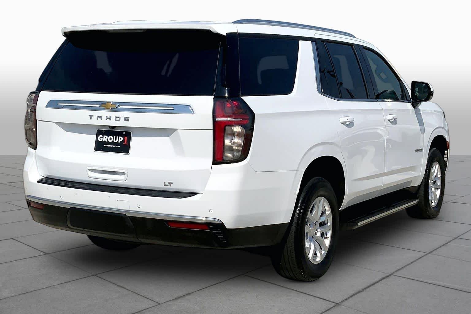 Used 2024 Summit White Chevrolet LT image 13