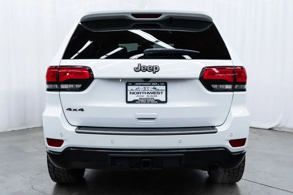 Used 2016 White Jeep Limited image 5