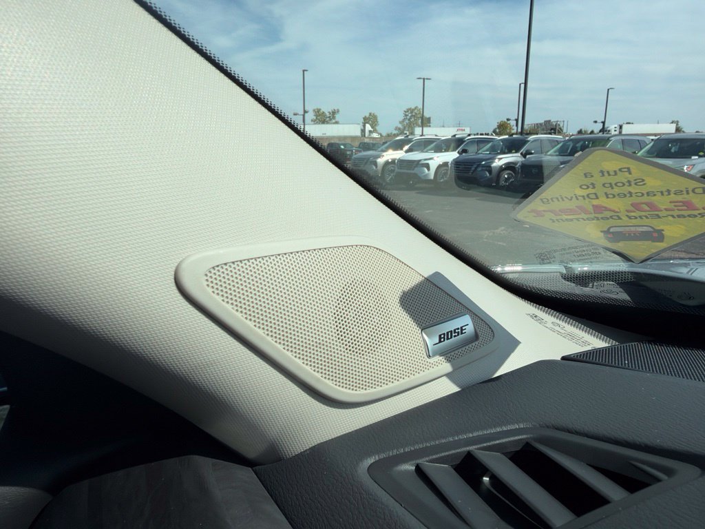 New 2026 Gray Nissan Platinum image 33