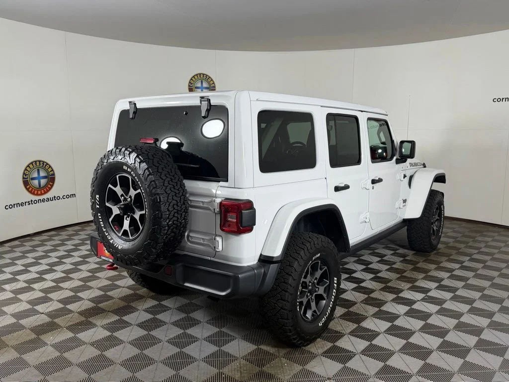 Used 2019 Bright White Clearcoat Jeep Unlimited Rubicon image 21
