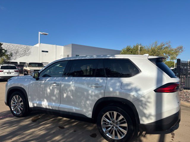 Used 2024 Beige Toyota Platinum image 8