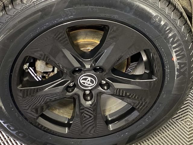 Used 2019 Gray Toyota XLE image 30
