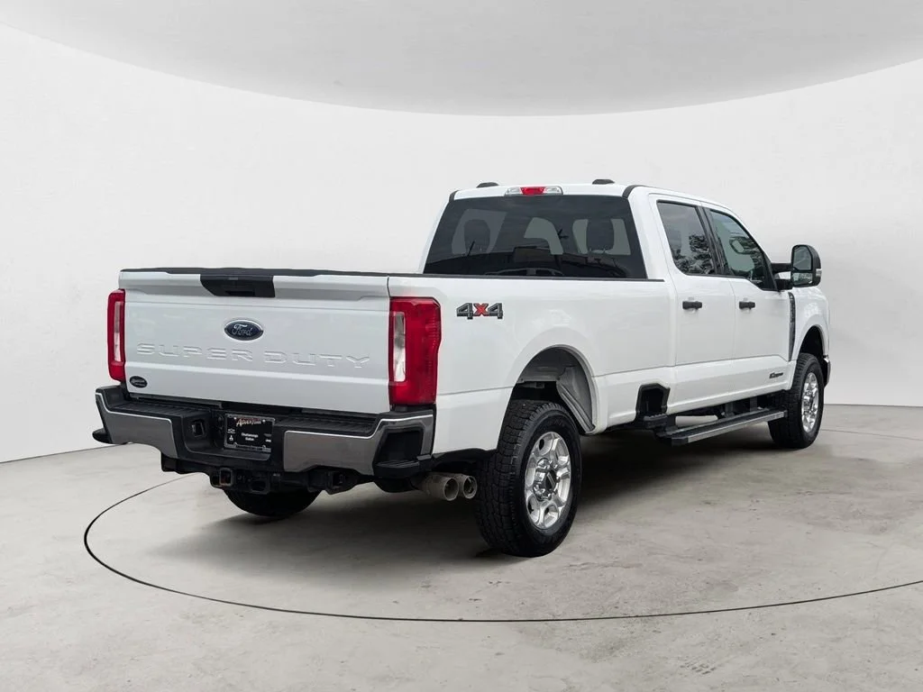 2025 Ford F-250 Super Duty XLT - Photo 3