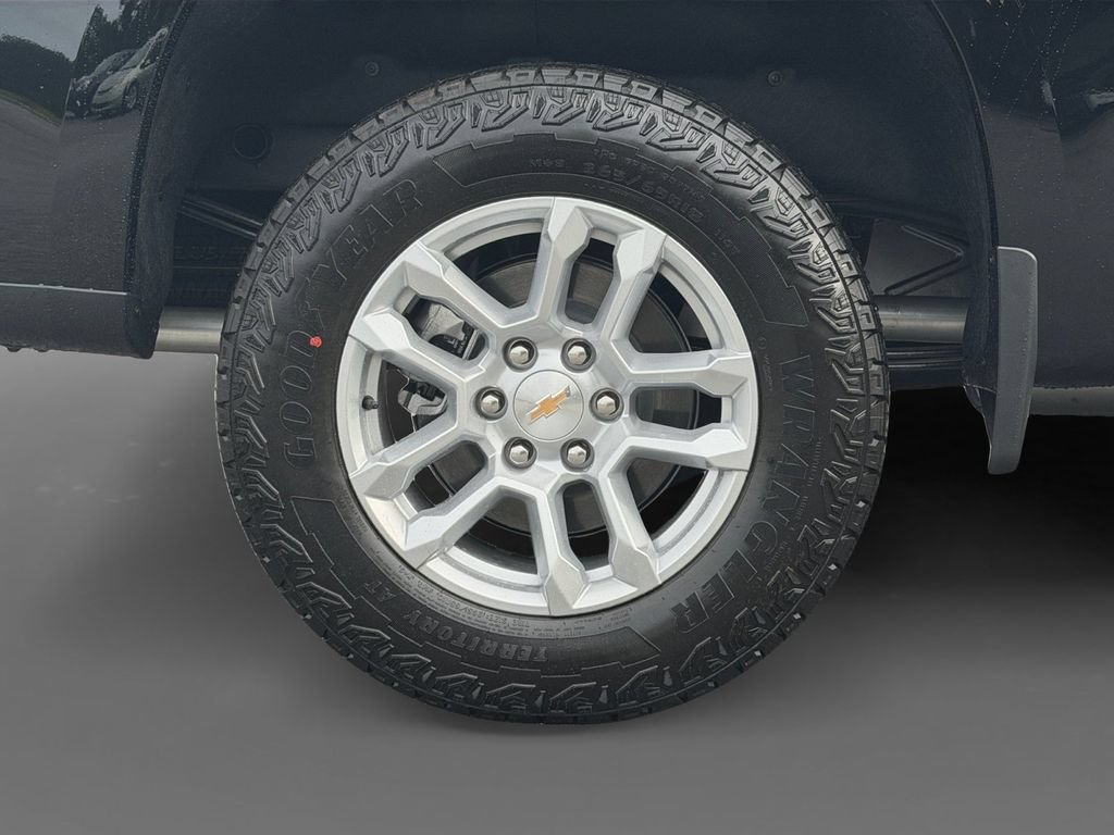 New 2026 Black Chevrolet LT image 16