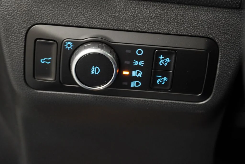 Used 2023 Green Ford Outer Banks image 42
