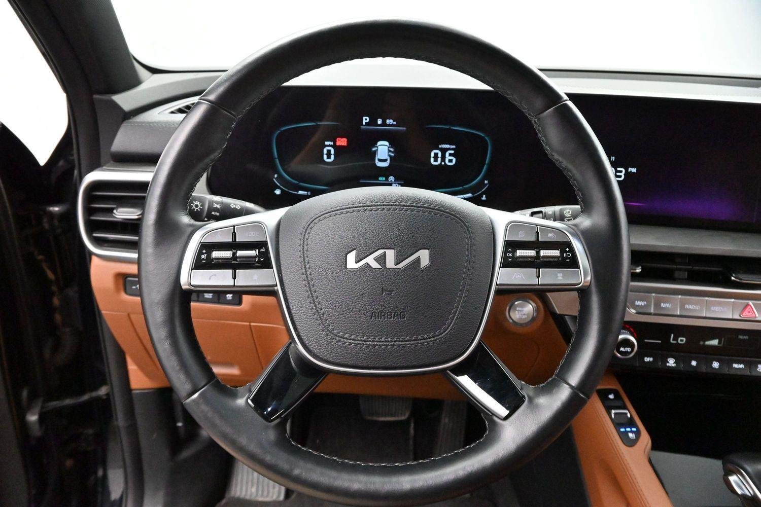 Used 2023 Ebony Black Kia EX X-Line image 14