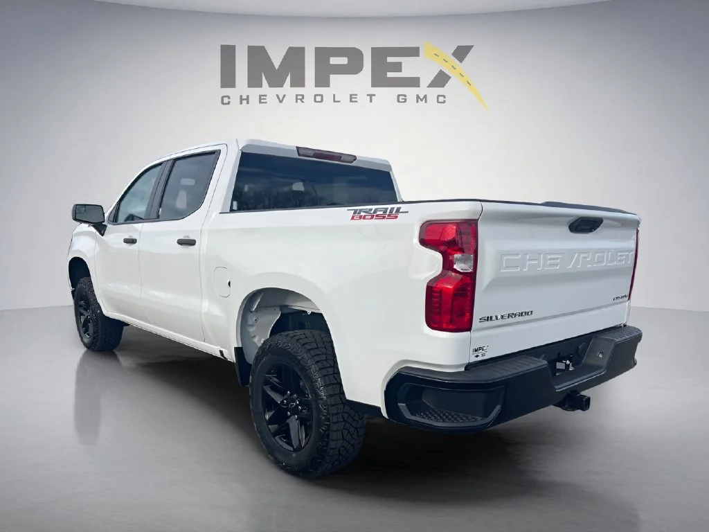 Used 2025 Summit White Chevrolet Custom Trail Boss image 3