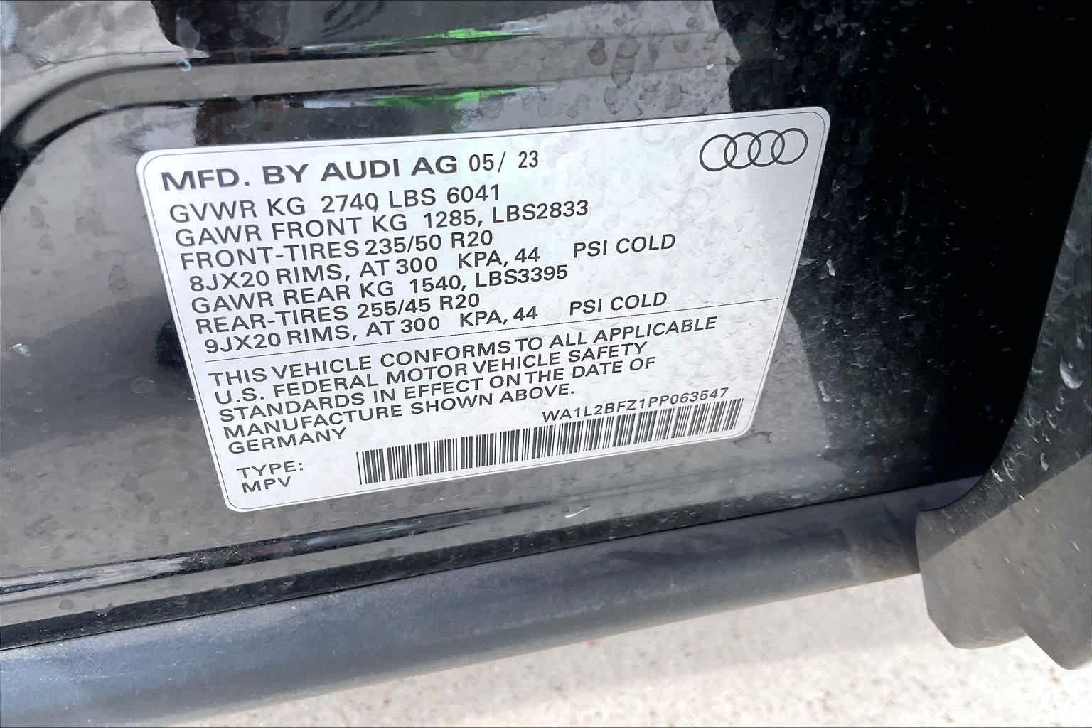Used 2023 Mythos Black Metallic Audi Premium Plus image 34