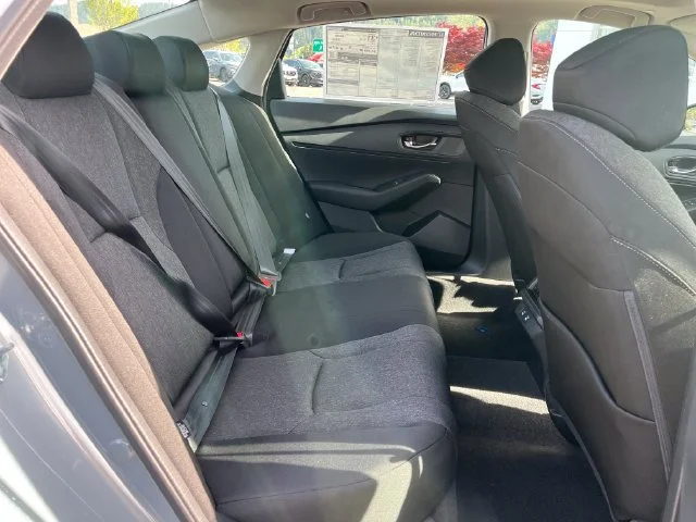 New 2026 Urban Gray Pearl Honda SE image 12