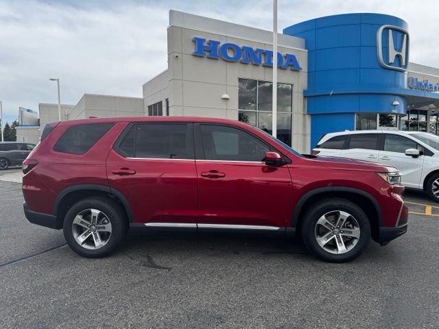 Certified Used 2023  Honda EX-L image 4