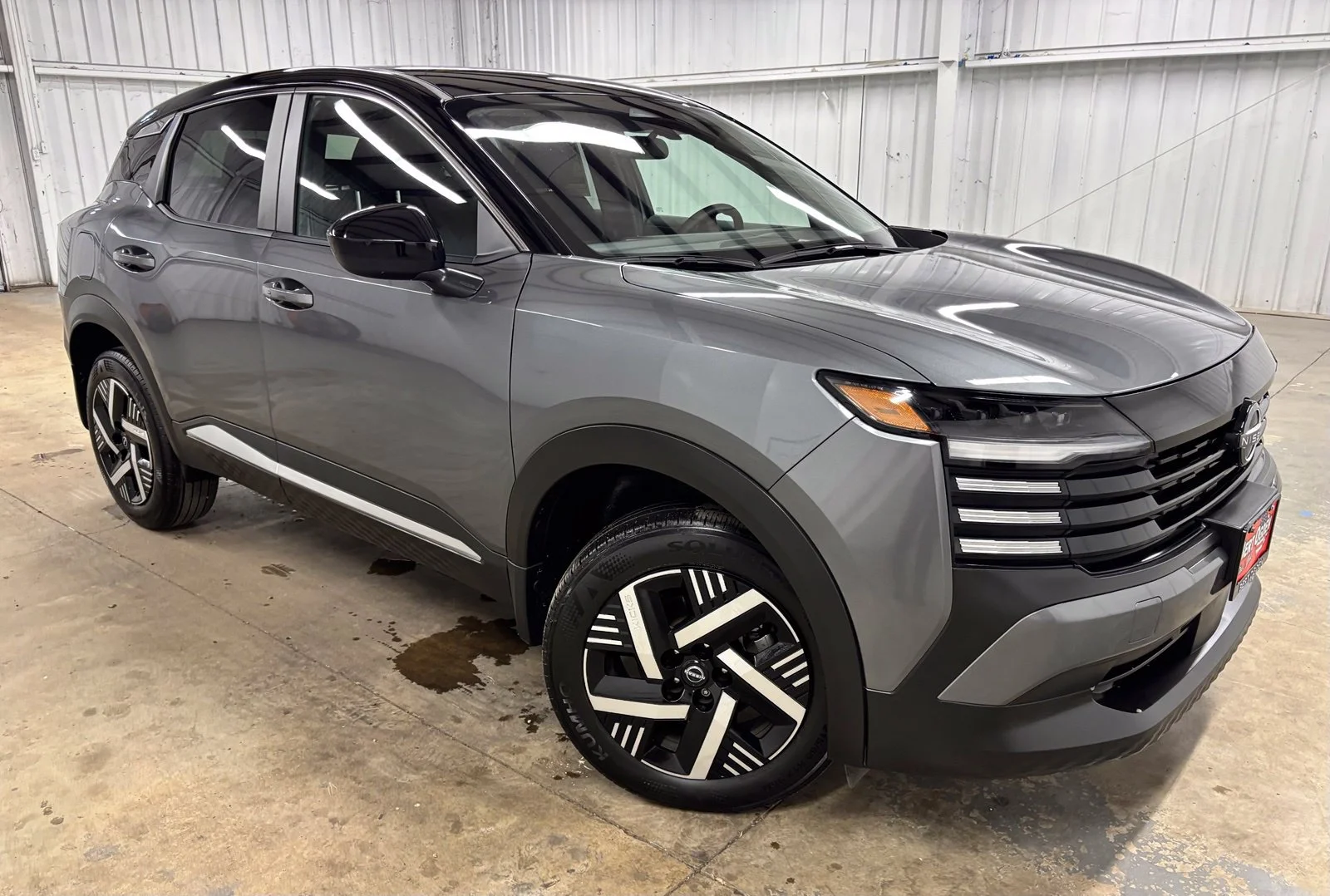 Used 2025 Gray Nissan SV image 1