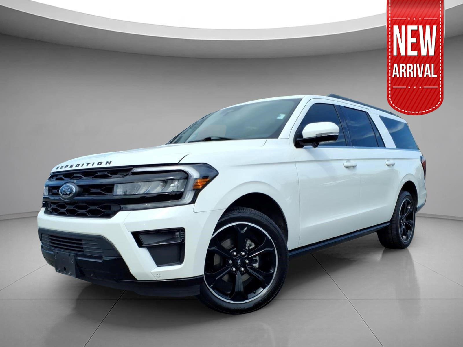 Used 2024 Star White Metallic Tri-Coat Ford Limited image 1
