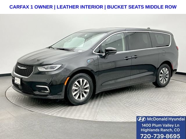 2024 Chrysler Pacifica Hybrid Select PHEV's photo