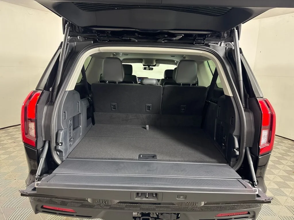 New 2026 Black Ford Active image 30