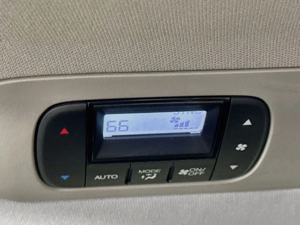 Certified Used 2018 White Honda EX-L image 33