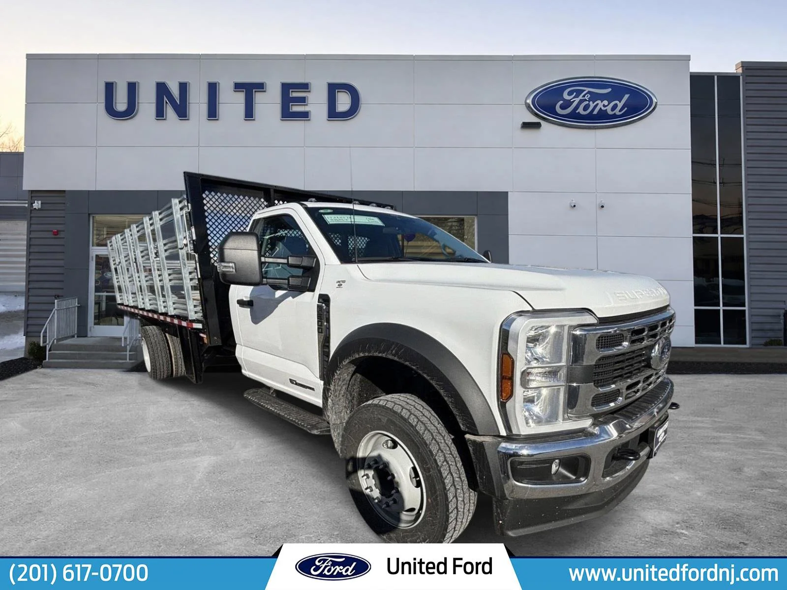 2024 Ford F-600 XL Regular Cab 205-In DRW's photo