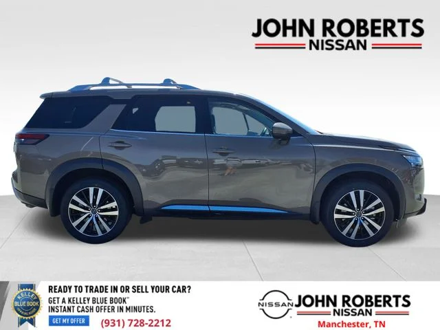 Used 2024 Beige Nissan Platinum image 28
