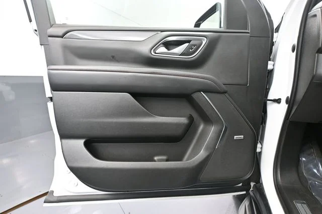 Used 2022 White Chevrolet RST image 22