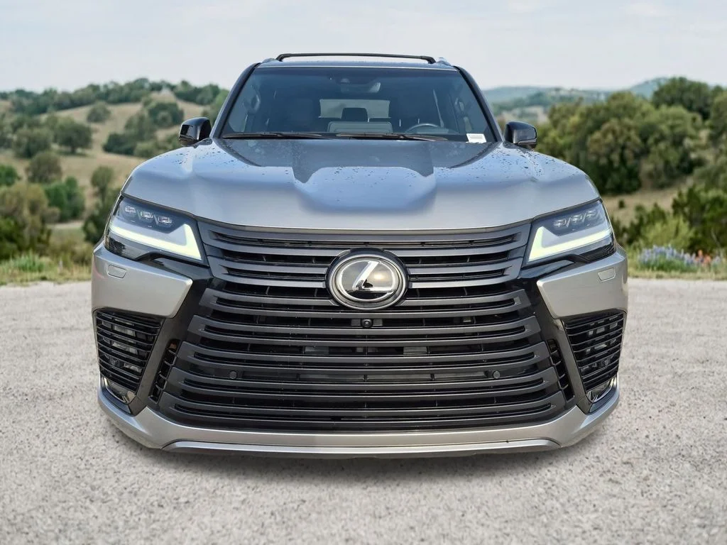 Used 2022 Silver Lexus 600 Premium image 2