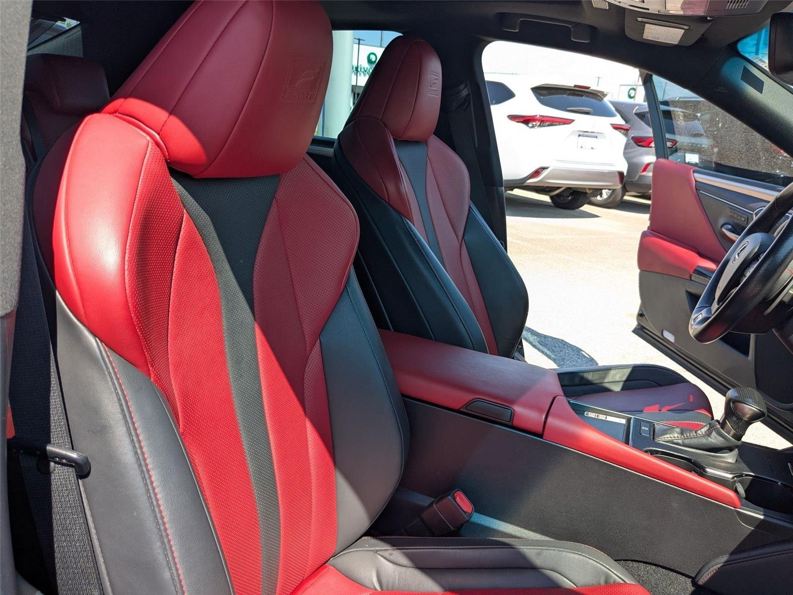 Used 2023  Lexus ES 350 F SPORT Handling image 32