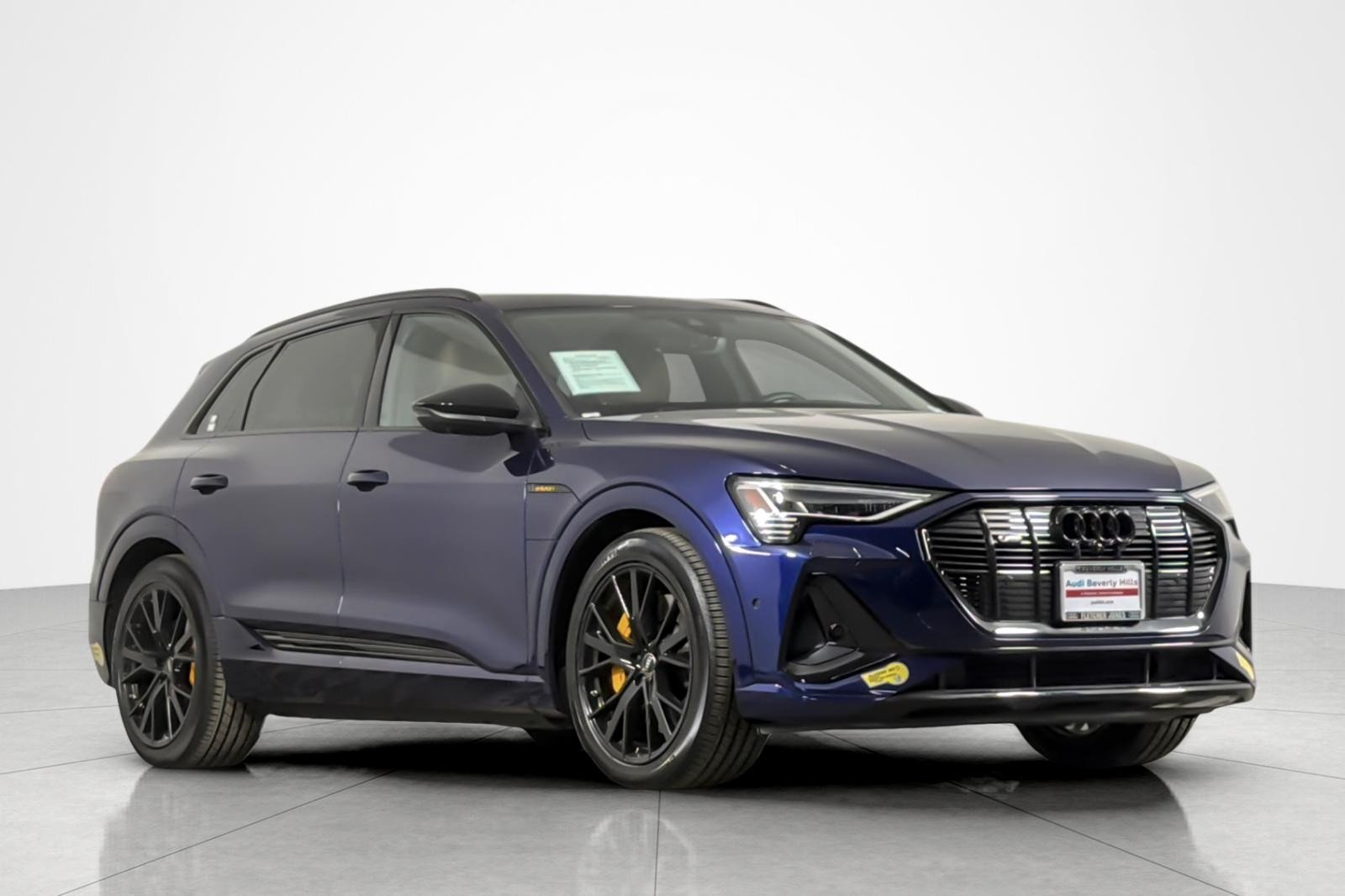 Used 2022 Navarra Blue Metallic Audi Chronos quattro image 7