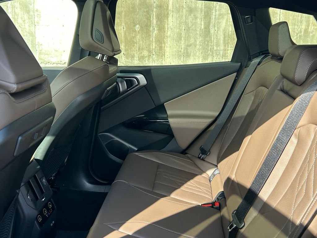 New 2026 Dark Graphite Metallic BMW M50 xDrive image 31