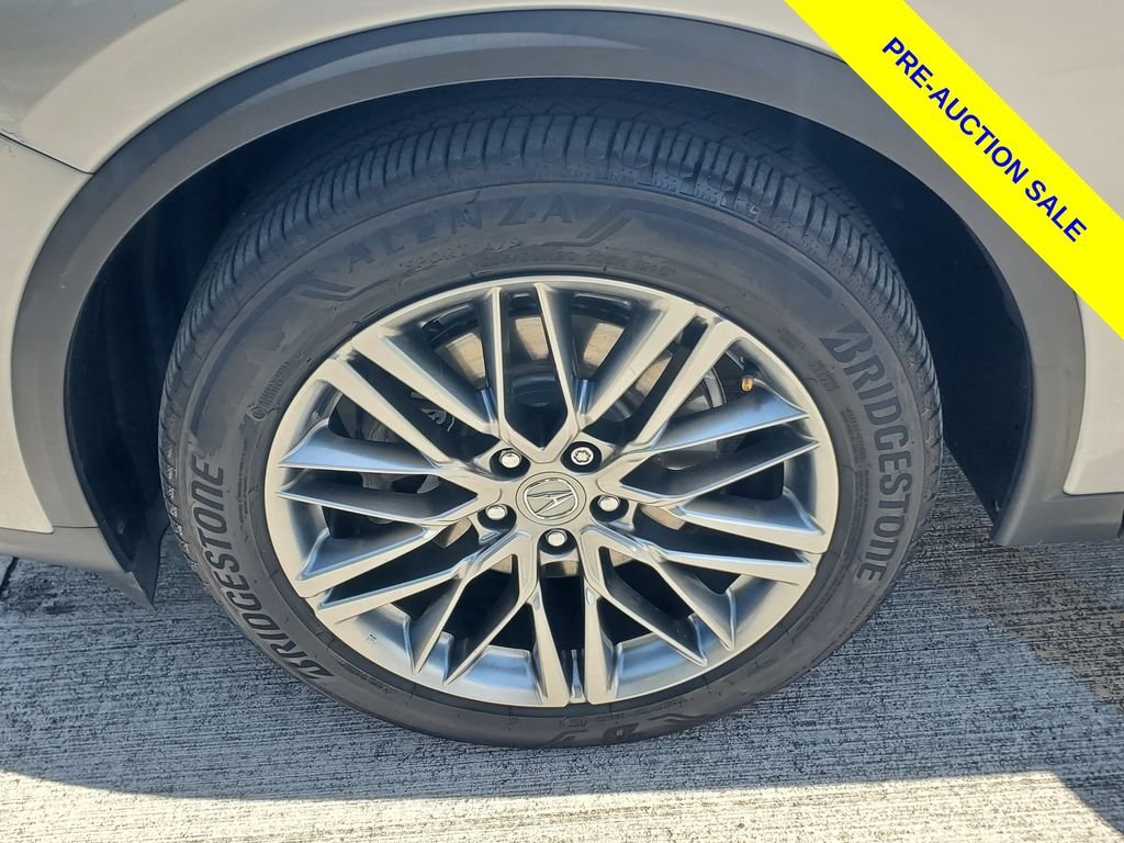 Used 2024 Silver Acura Advance image 4