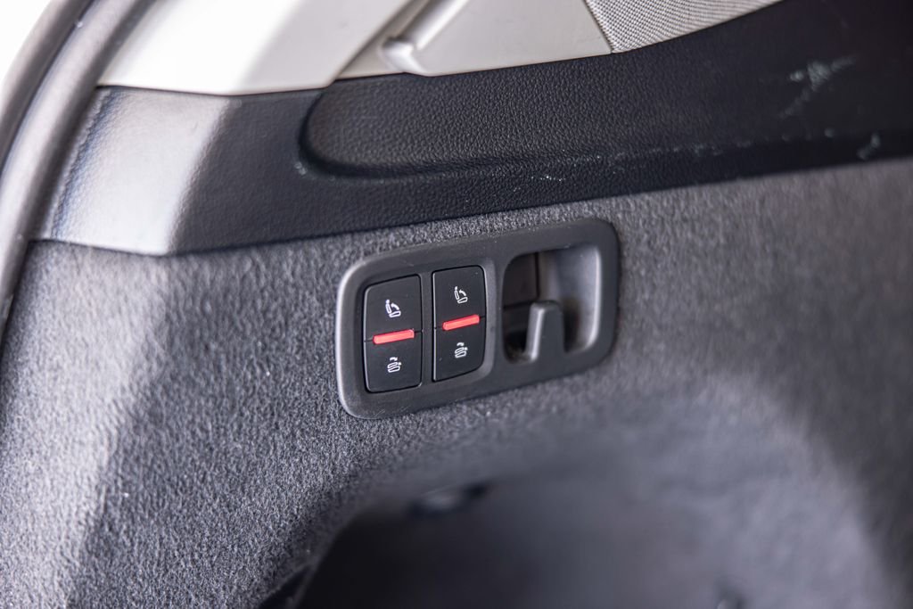 Used 2018  Audi 3.0T Prestige image 19