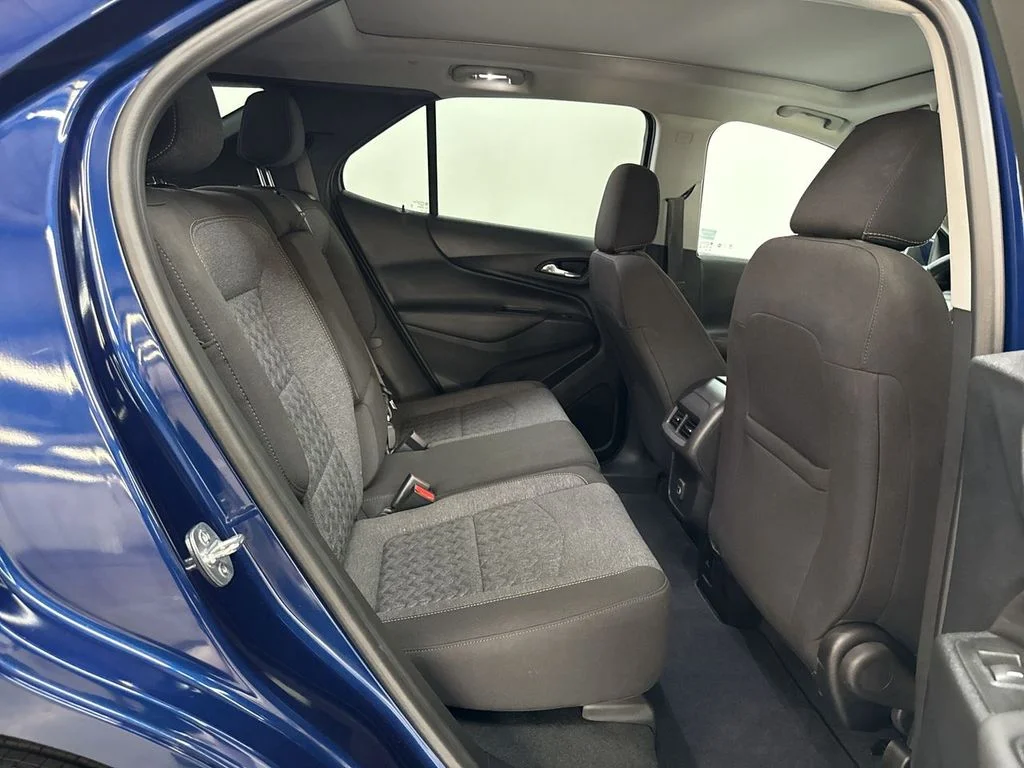 Used 2022 Blue Chevrolet LT image 17
