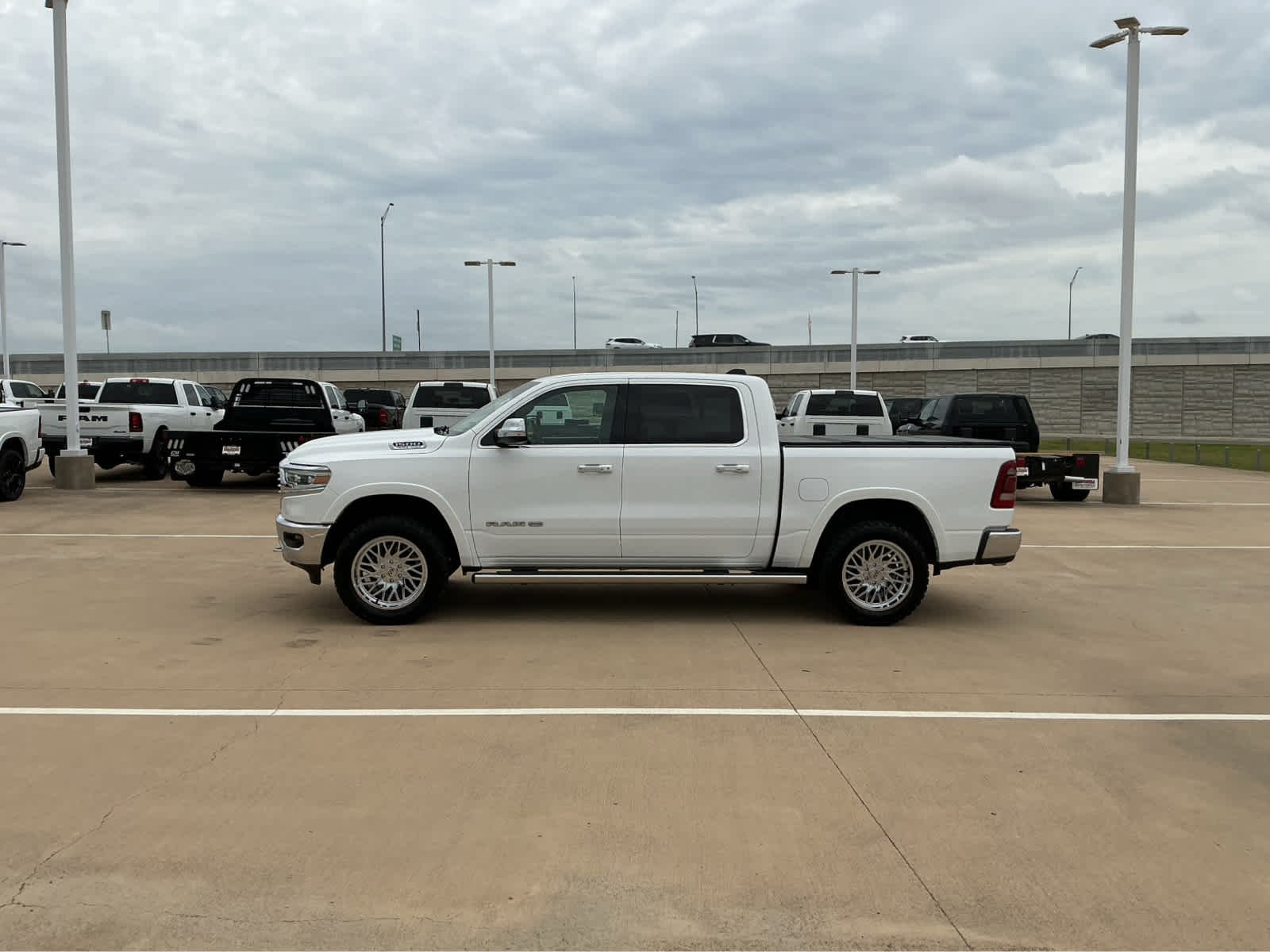 Used 2022 Bright White Clearcoat Ram Longhorn image 12